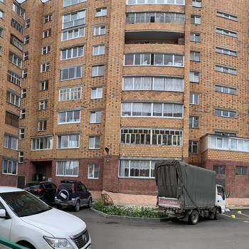 В Дивногорске продолжается замена лифтового оборудования