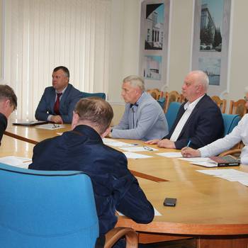 В Красноярске прошёл отбор подрядных организаций для участия в программе капремонта