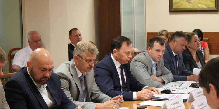 На заседании комитета Законодательного собрания обсудили работу фонда за 2017 год