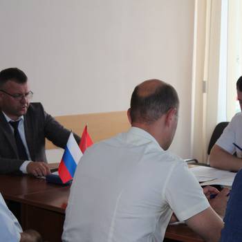 На видеоселекторном совещании главы муниципалитетов отчитались о том, как ведется капитальный ремонт на их территориях