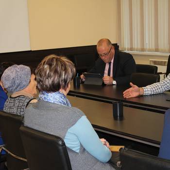 В фонде состоялась встреча с жителями дома, где идёт капитальный ремонт кровли