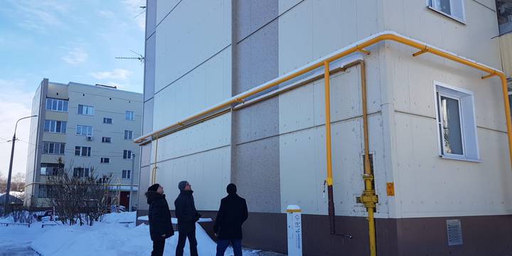 Современный ремонт фасадов помогает защитить дом от теплопотерь и продлевает срок службы дома