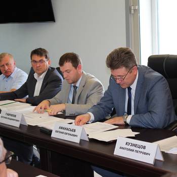Прошло кустовое заседание под председательством министра Евгения Афанасьева