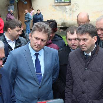 Губернатор Красноярского края проинспектировал ход работ по капитальному ремонту в Красноярске