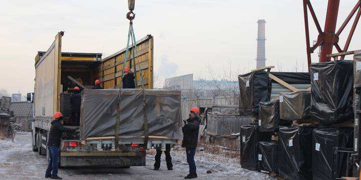 Первая партия новых лифтов поступила в Красноярск