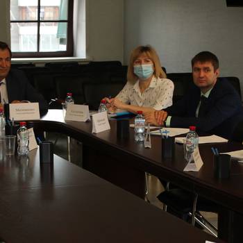 На очередном заседании Попечительского совета обсудили промежуточные итоги работы фонда