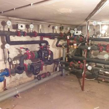 В Туруханском районе определены подрядные организации на выполнение работ по капитальному ремонту инженерных систем многоквартирных домов