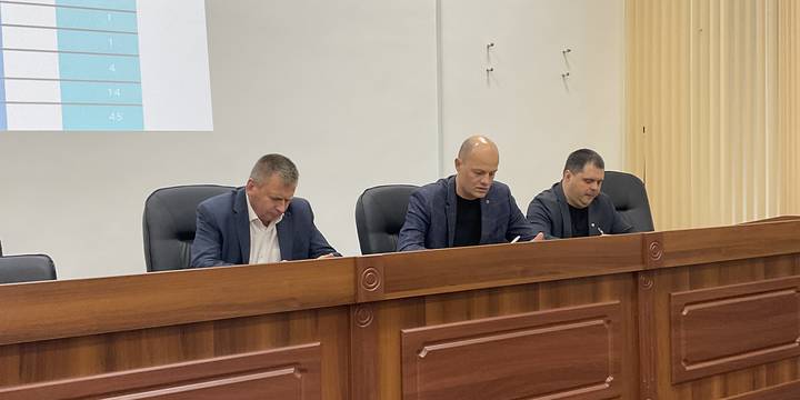 Вопросы капитального ремонта обсудили в южной группе районов Краснояркого края