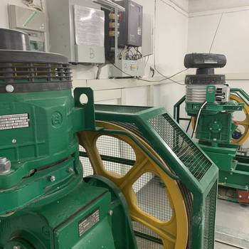 В 6-этажных домах тоже есть лифты