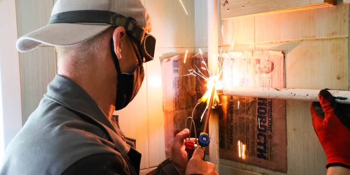 Три сотни жилых домов Красноярского края получили новое газовое оборудование.  ⠀