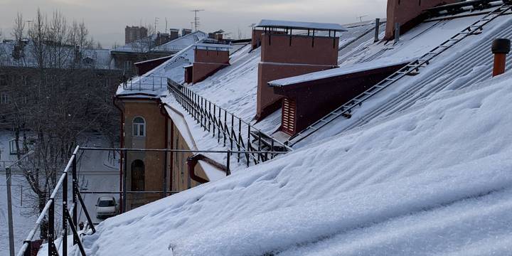 Осторожно, сосульки!