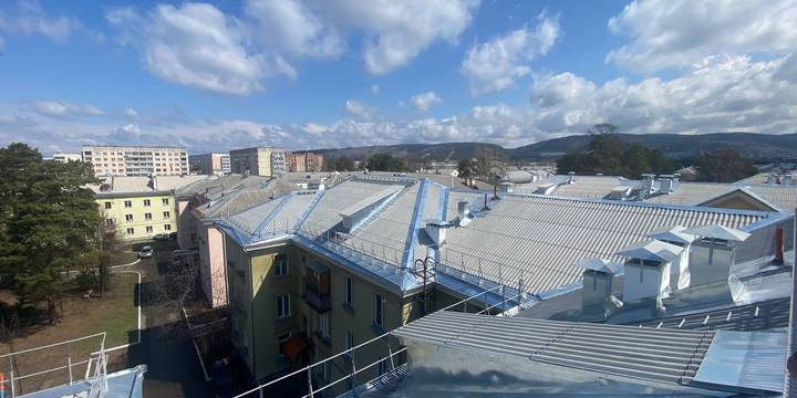 В двух домах Железногорска завершился капитальный ремонт кровли