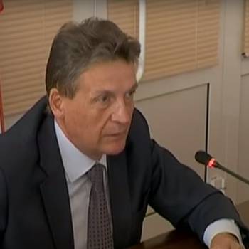 Николай Глушков провел селекторное совещание с муниципалитетами по вопросам реализации программы капремонта